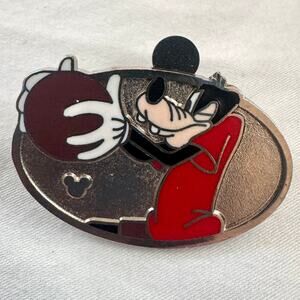 WDW Goofy Sport Basketball 2013 Hidden Mickey Disney Trading Pin